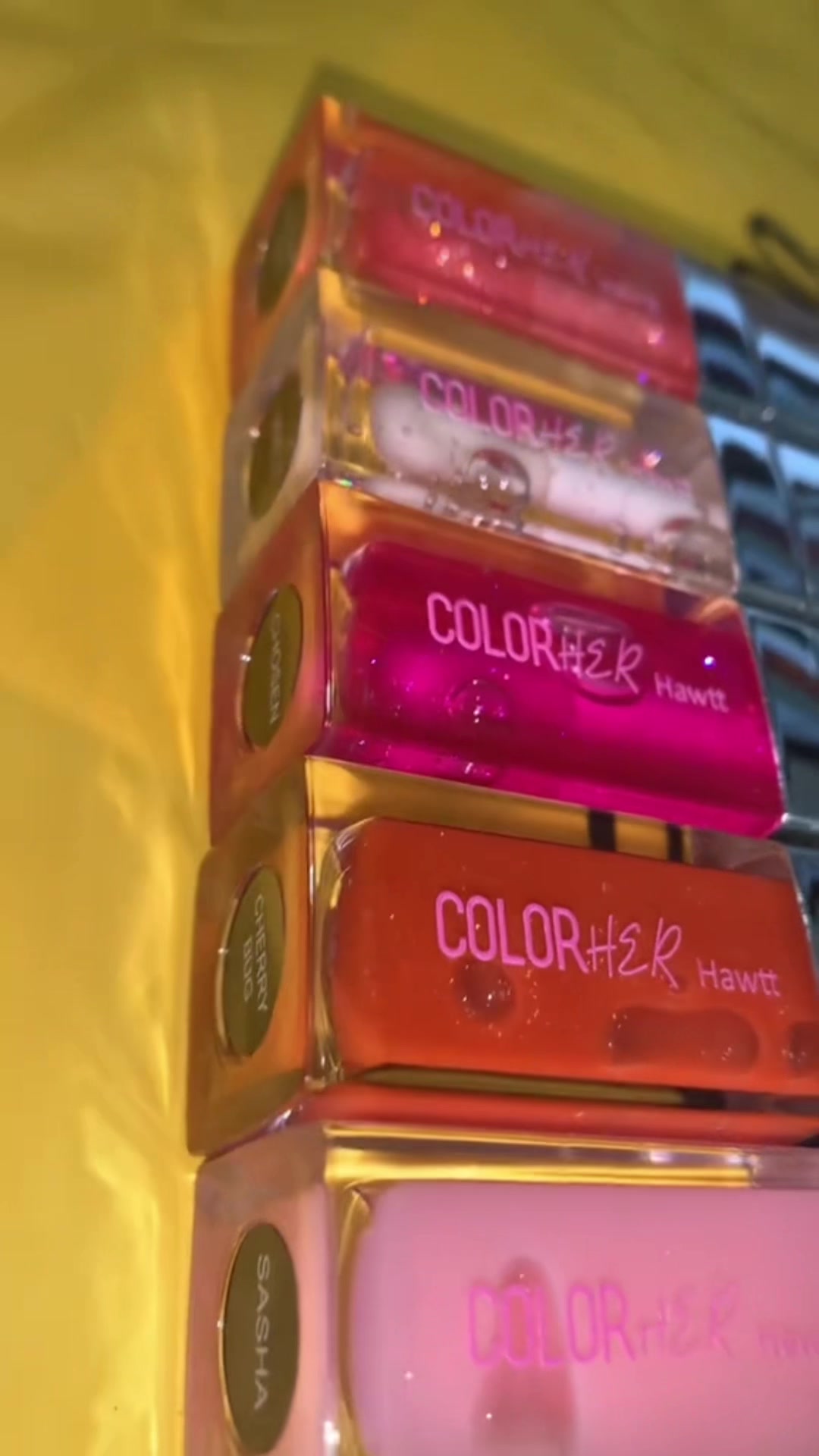 @ColorMeHawttStuff