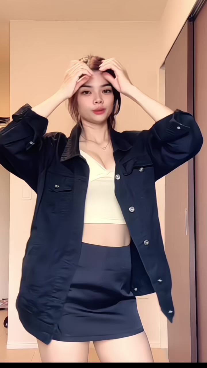 @𝔂𝓸𝓸𝓷𝔂🐤
