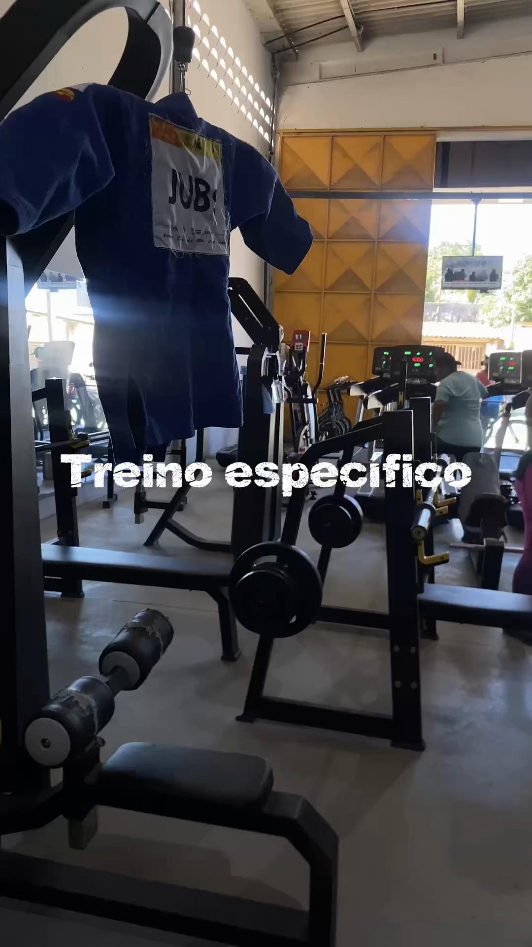 @valesca_nayane