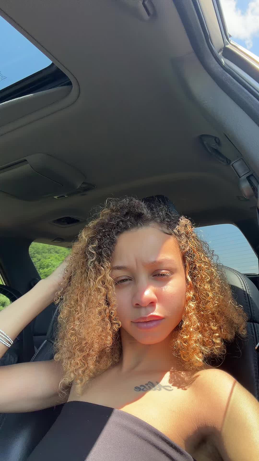 @Niya Lee ⭐️⭐️⭐️⭐️⭐️
