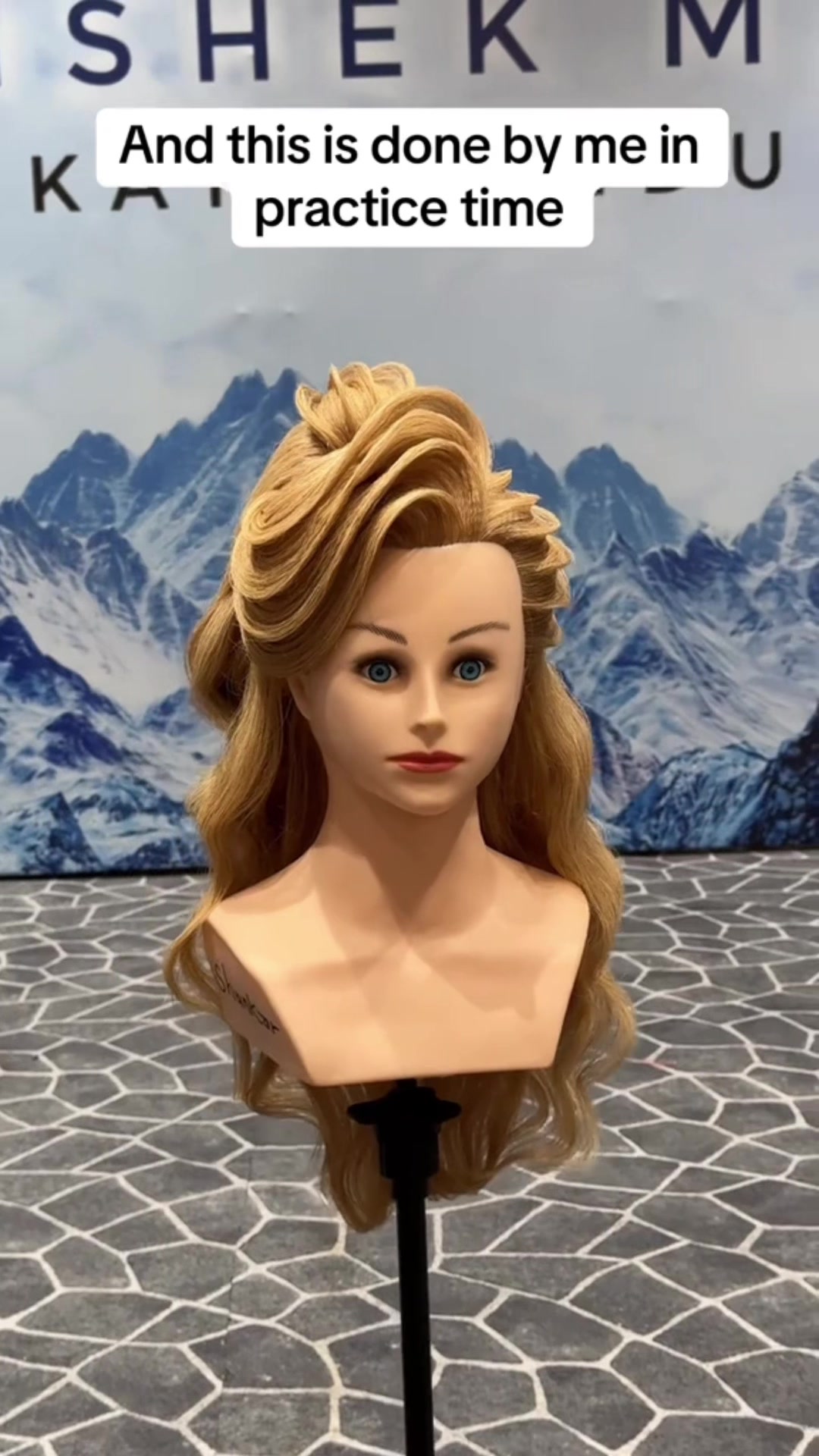 @Beauty Blink Hairstyles