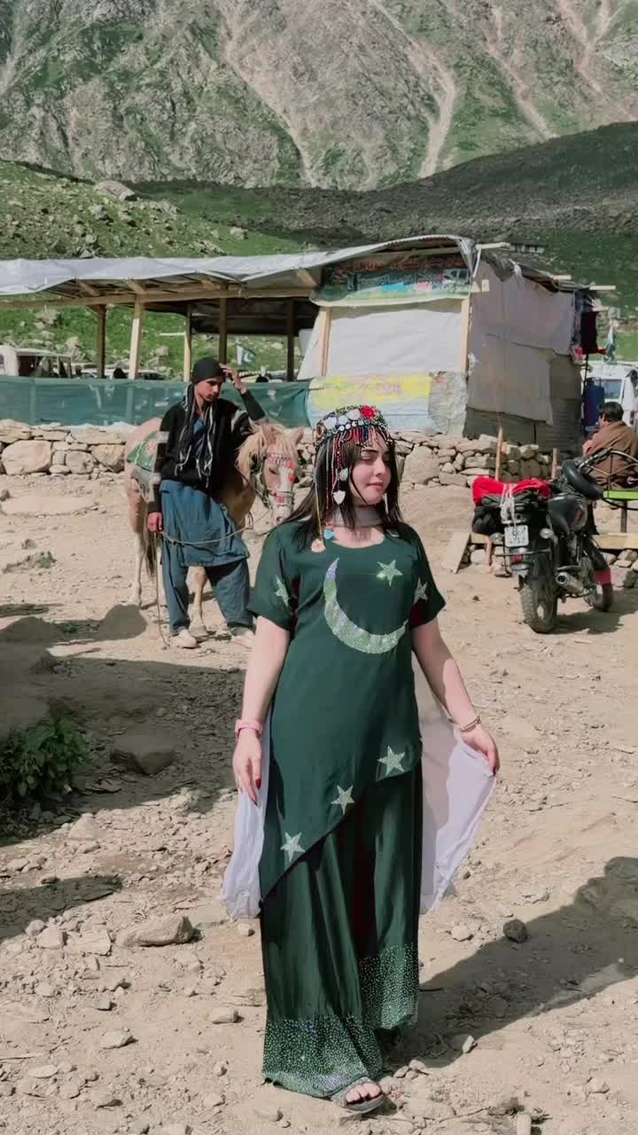 @🦋ROopa Naaz🦋