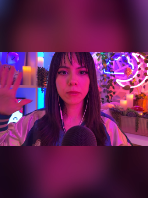 @Luna Bloom ASMR