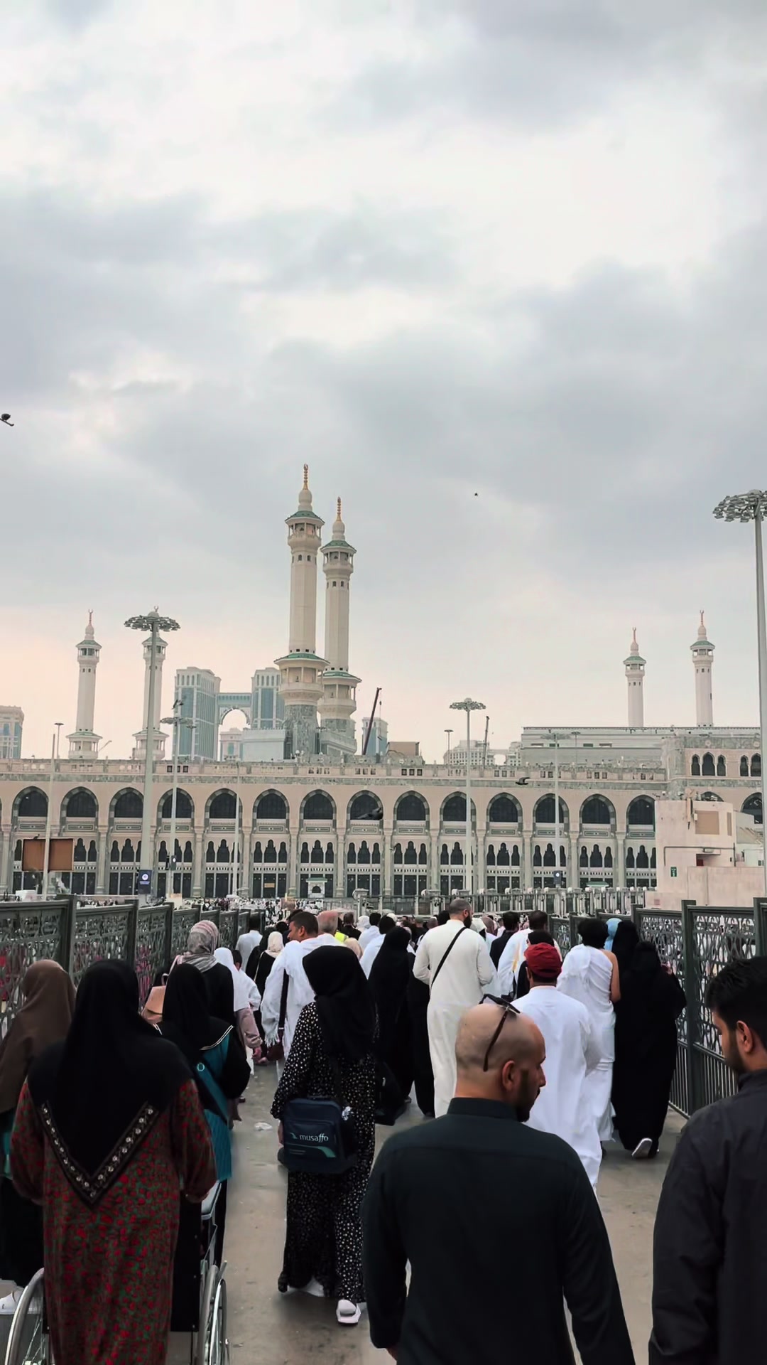 @qasim Al-Ansari