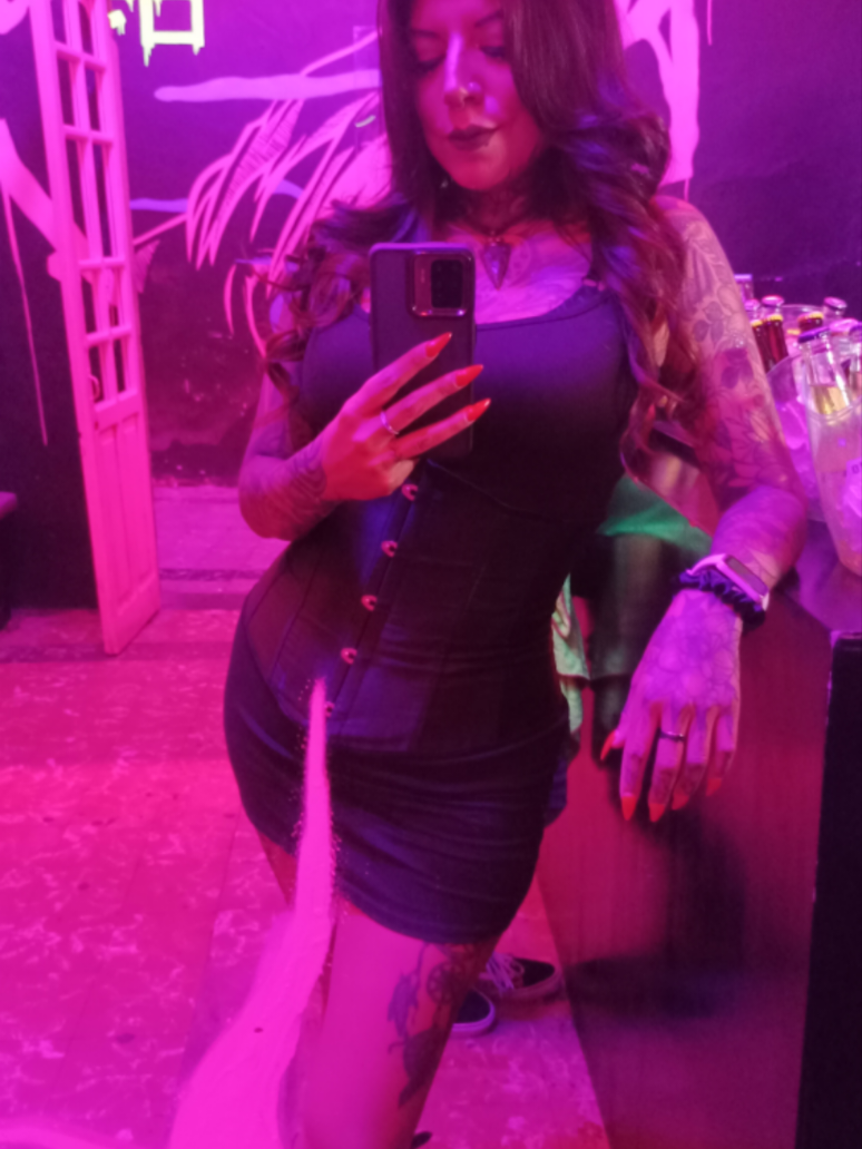 @Ari Vargas