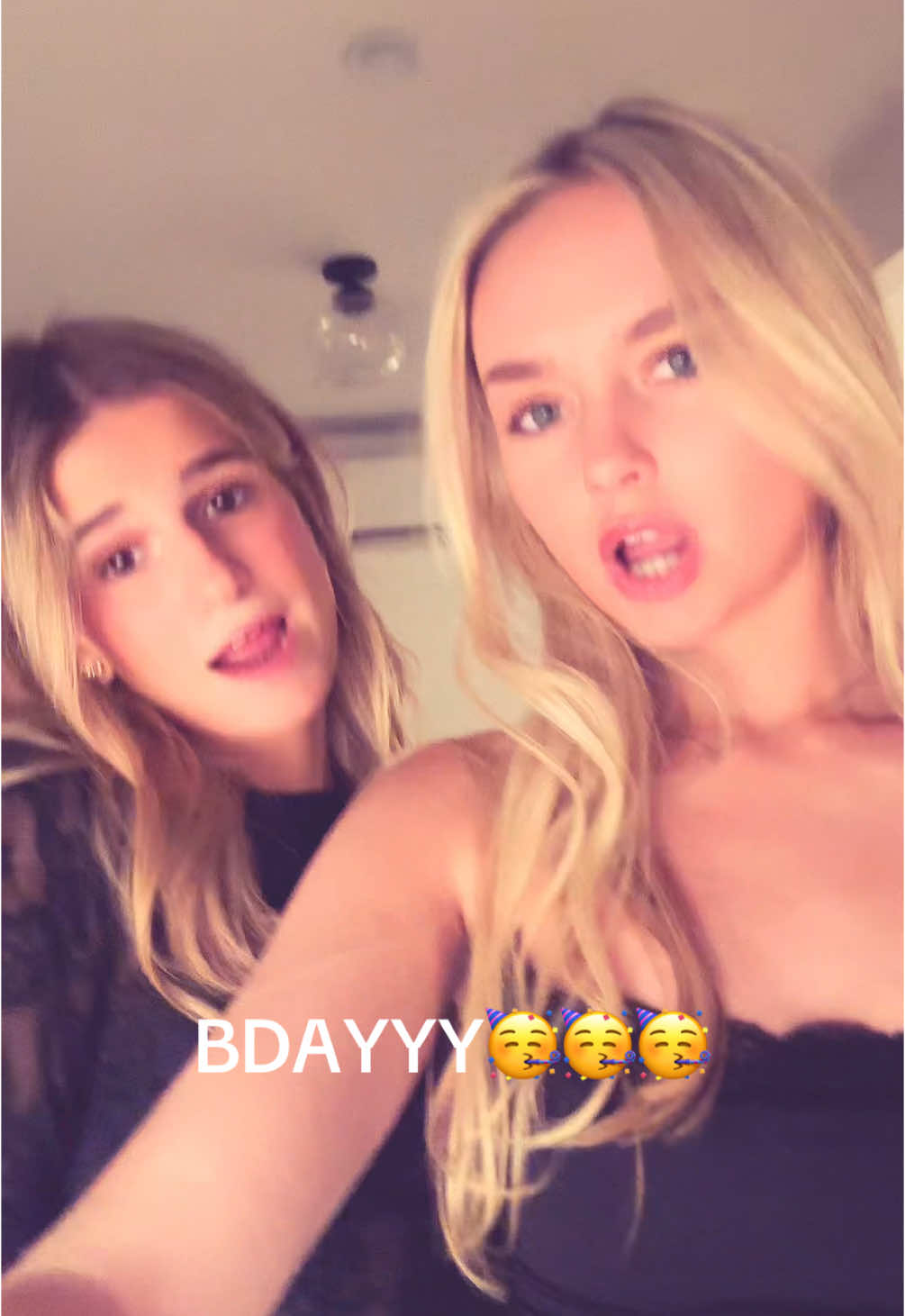 @lindsay.goldschmidt