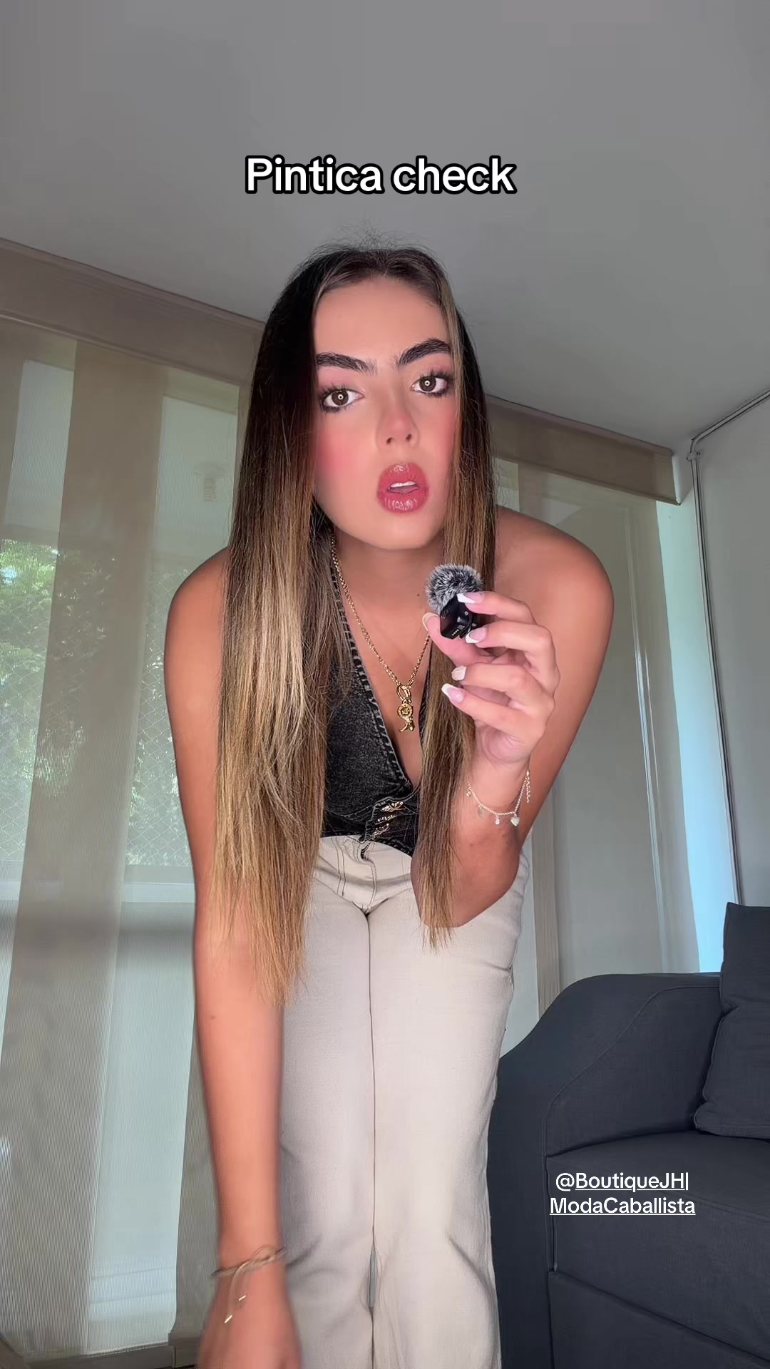 @lauravick_1