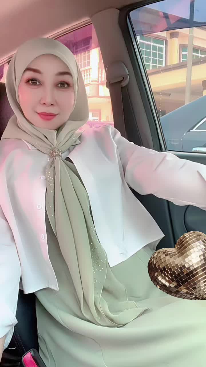 @Anies manja