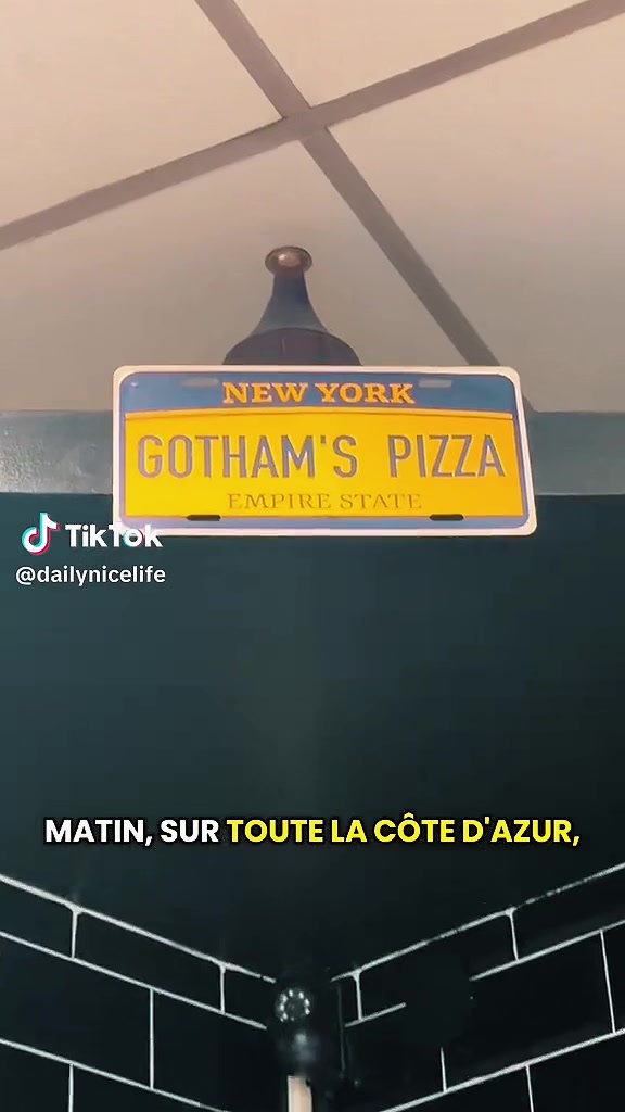 @Gotham’s pizza