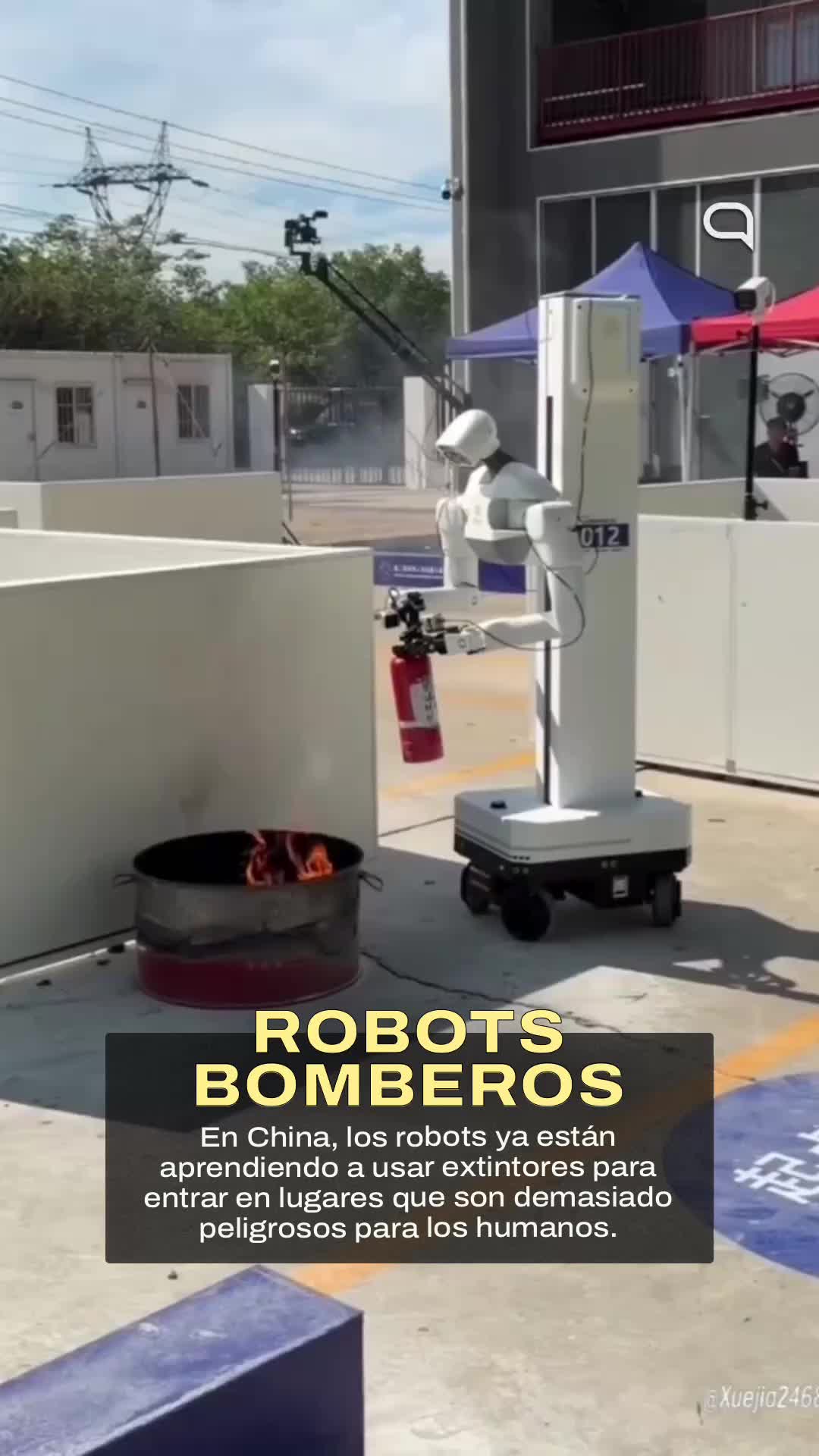 @Hipertextual