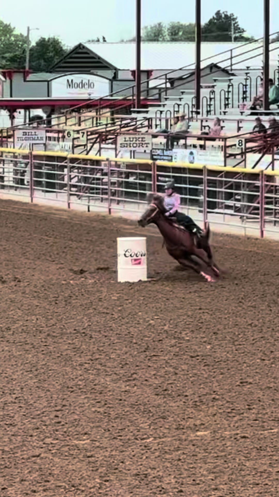 @BarrelRacing.com