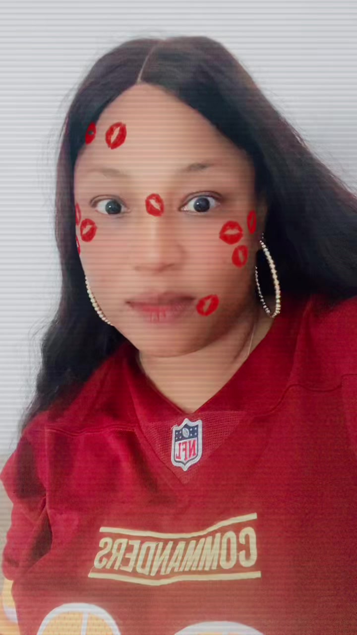 @Queen Esther ๐ธโโโ