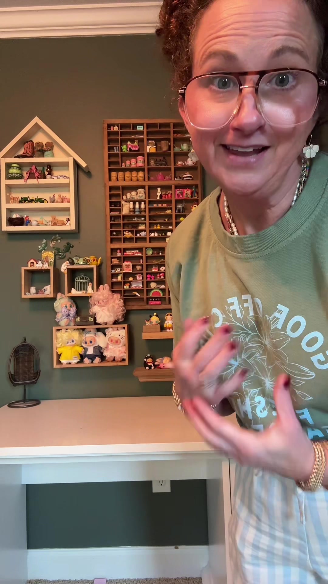 @Queenbee681