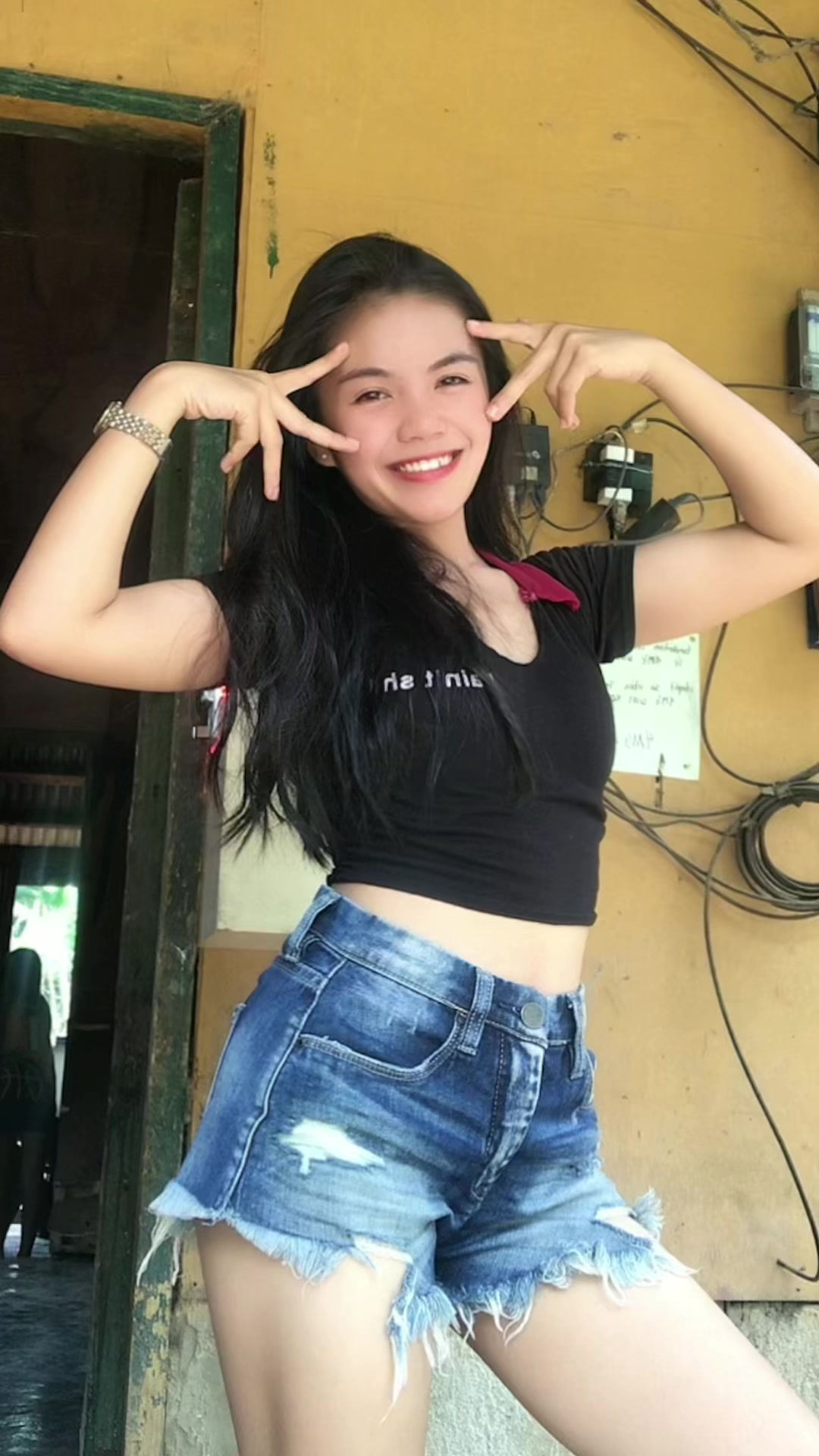 @Cʀɪsʜᴇʟʟ