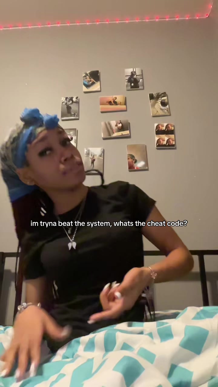 @urweirdstopwatchingme