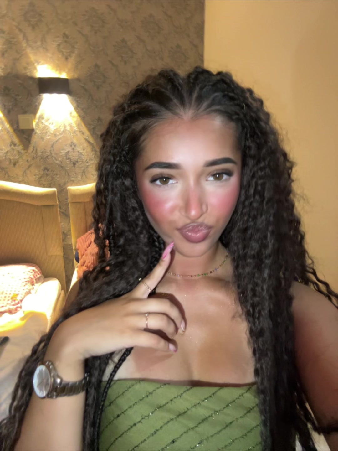 @𝓽𝓮𝓪 ꨄ