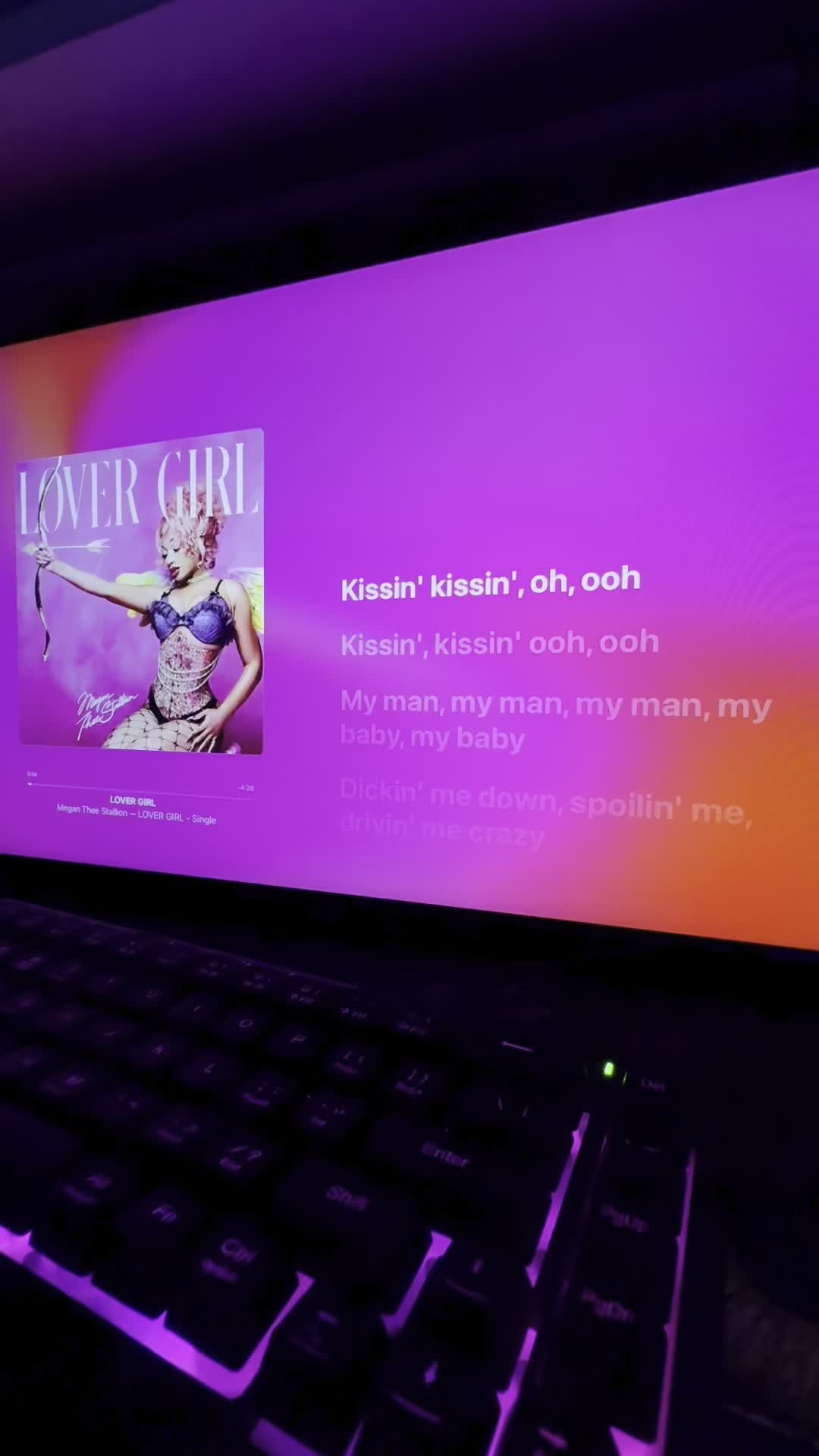 @Lyrics Paradise