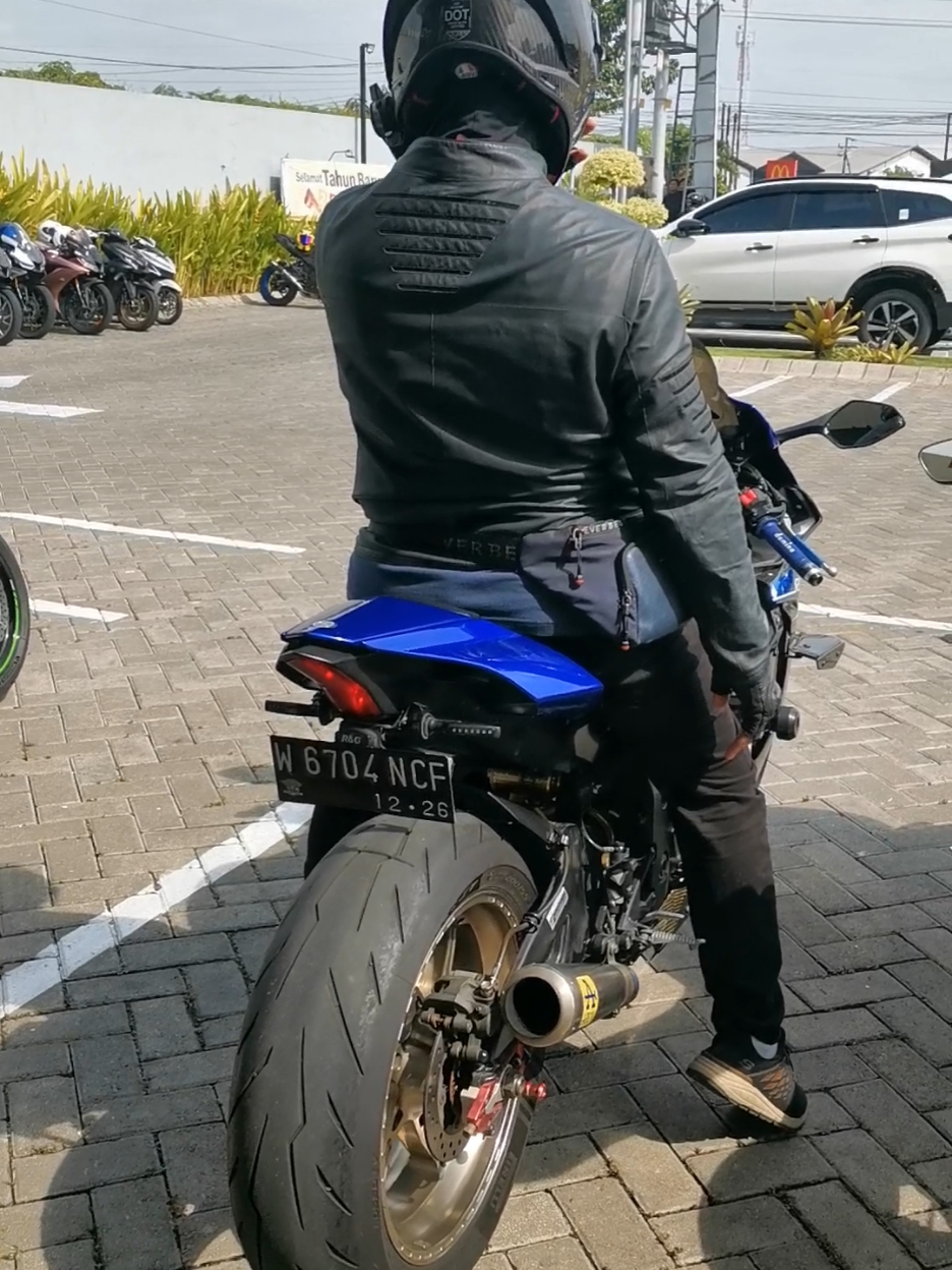 @Moto Majesty