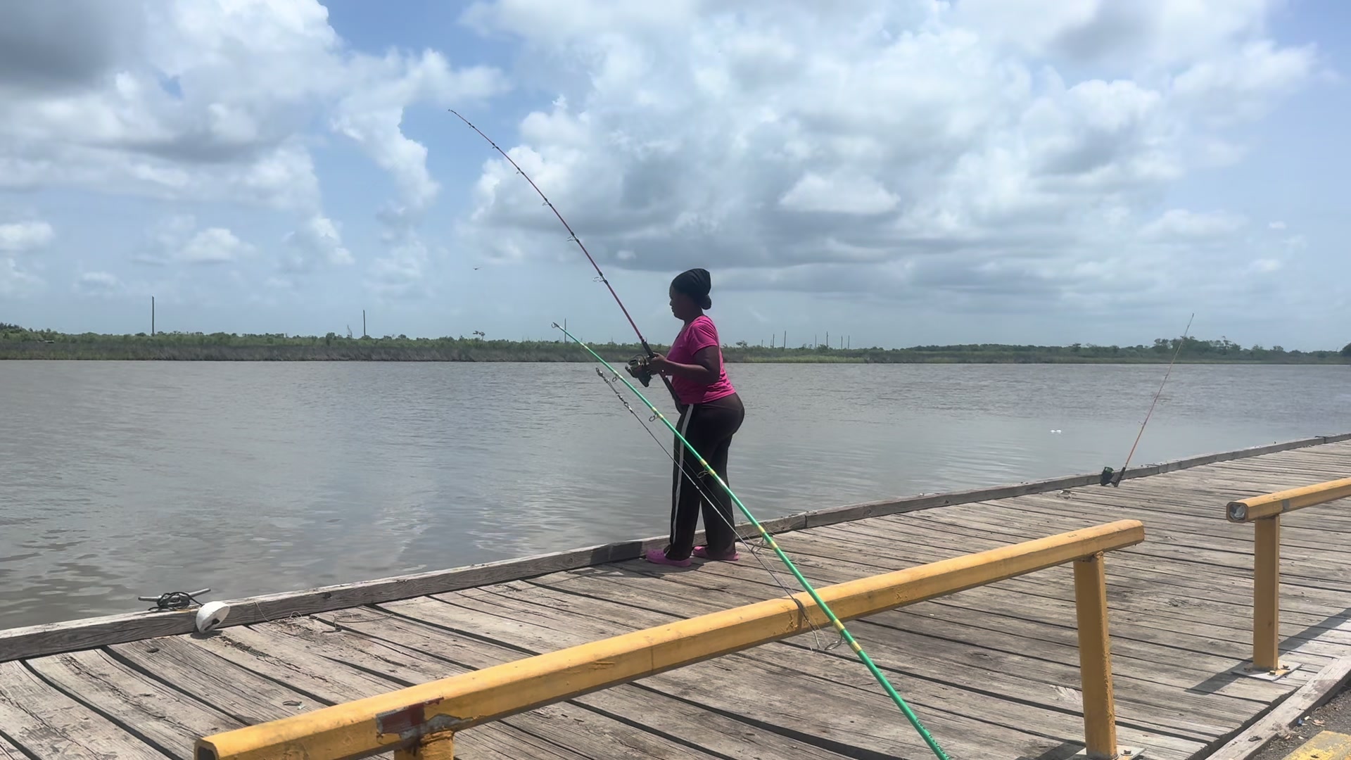 @337FishingQueenAndCrew