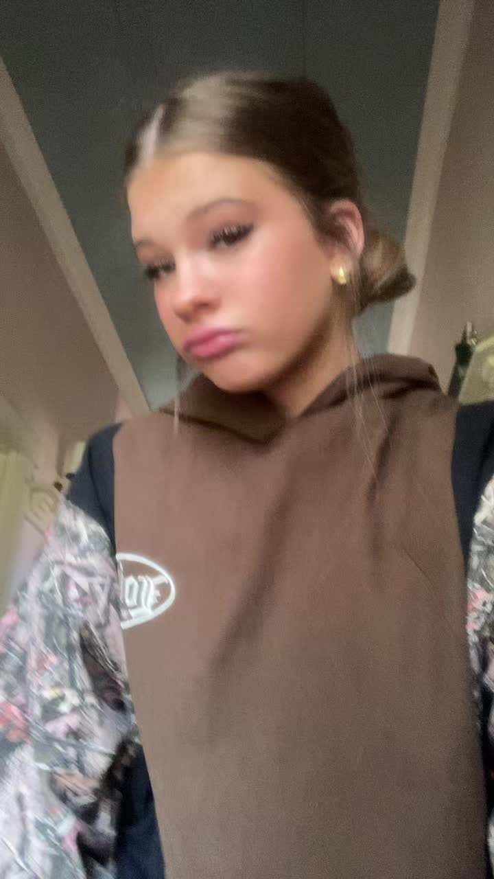 @😻