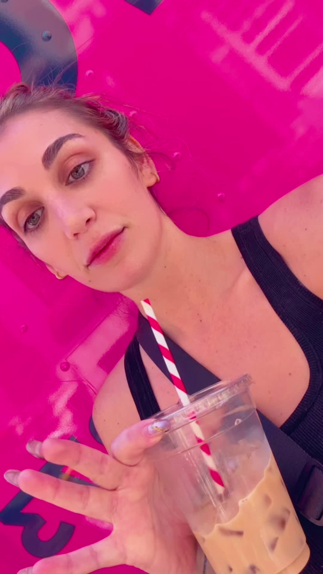 @sarahskolnik