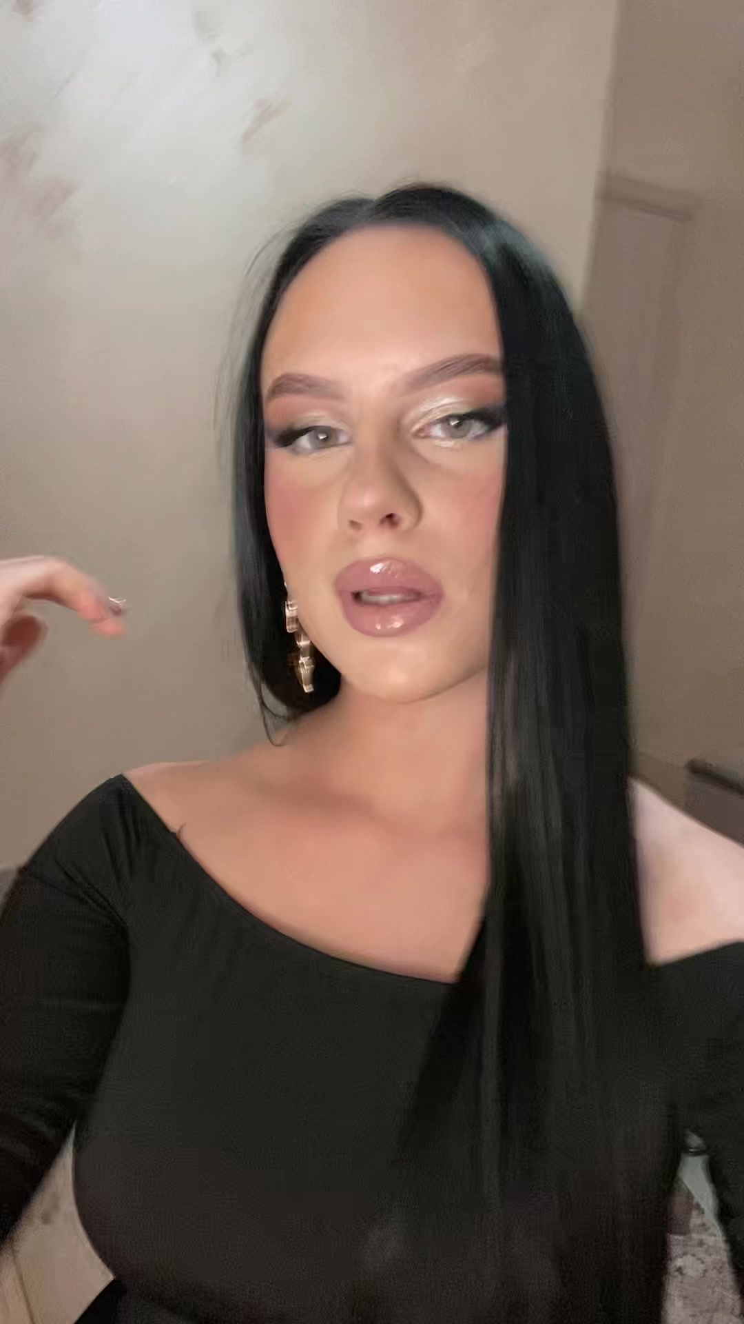 @симона