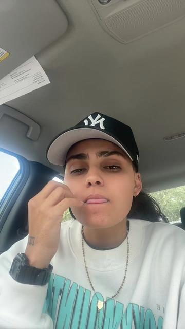 @MamaVee