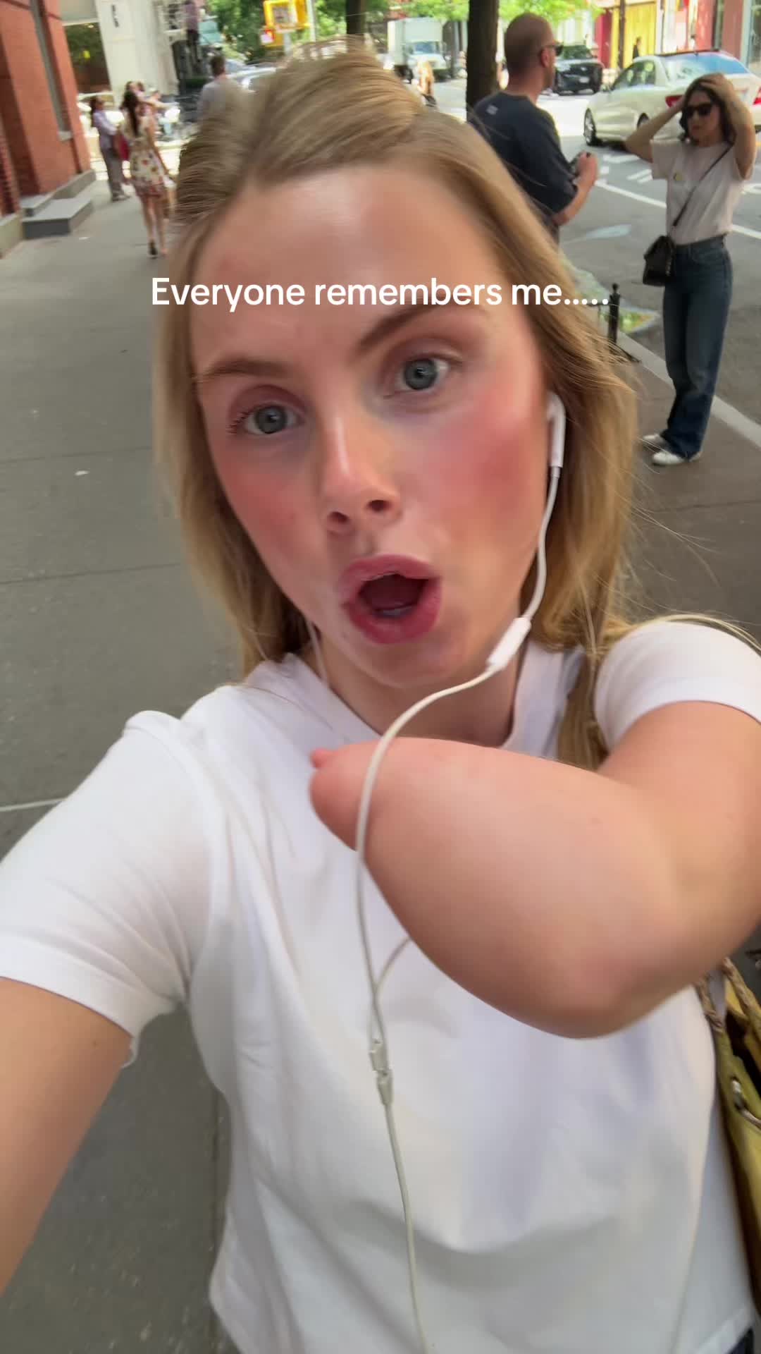 @caitlyngiannini
