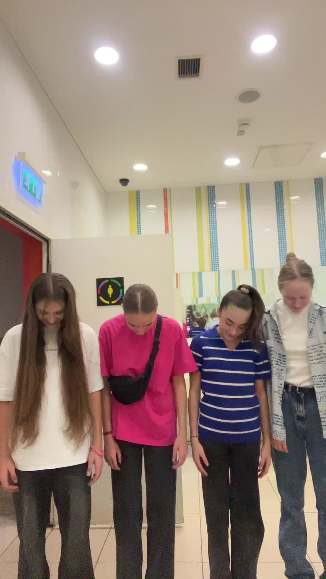@hypezhoR