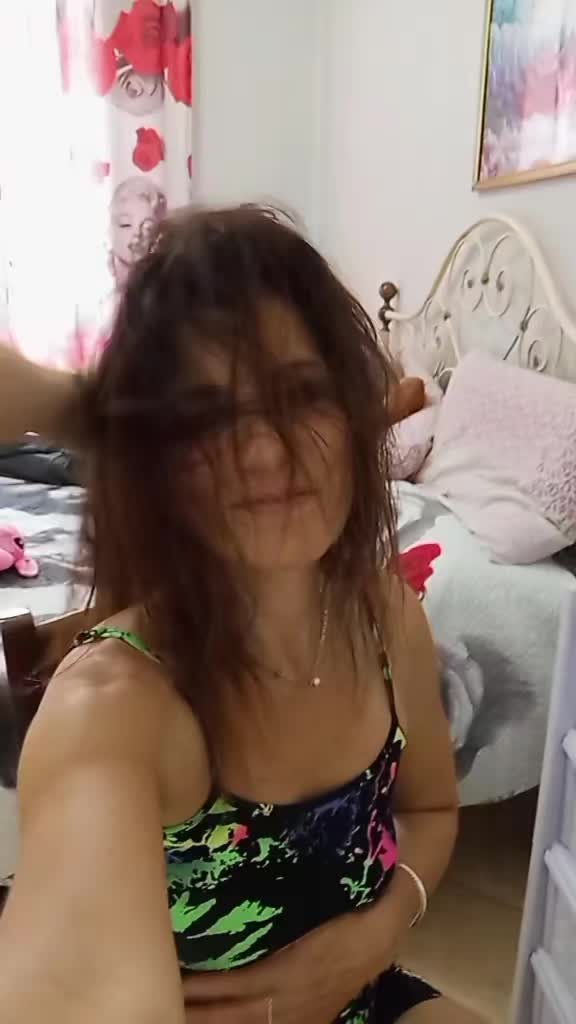 @Little_Zina_