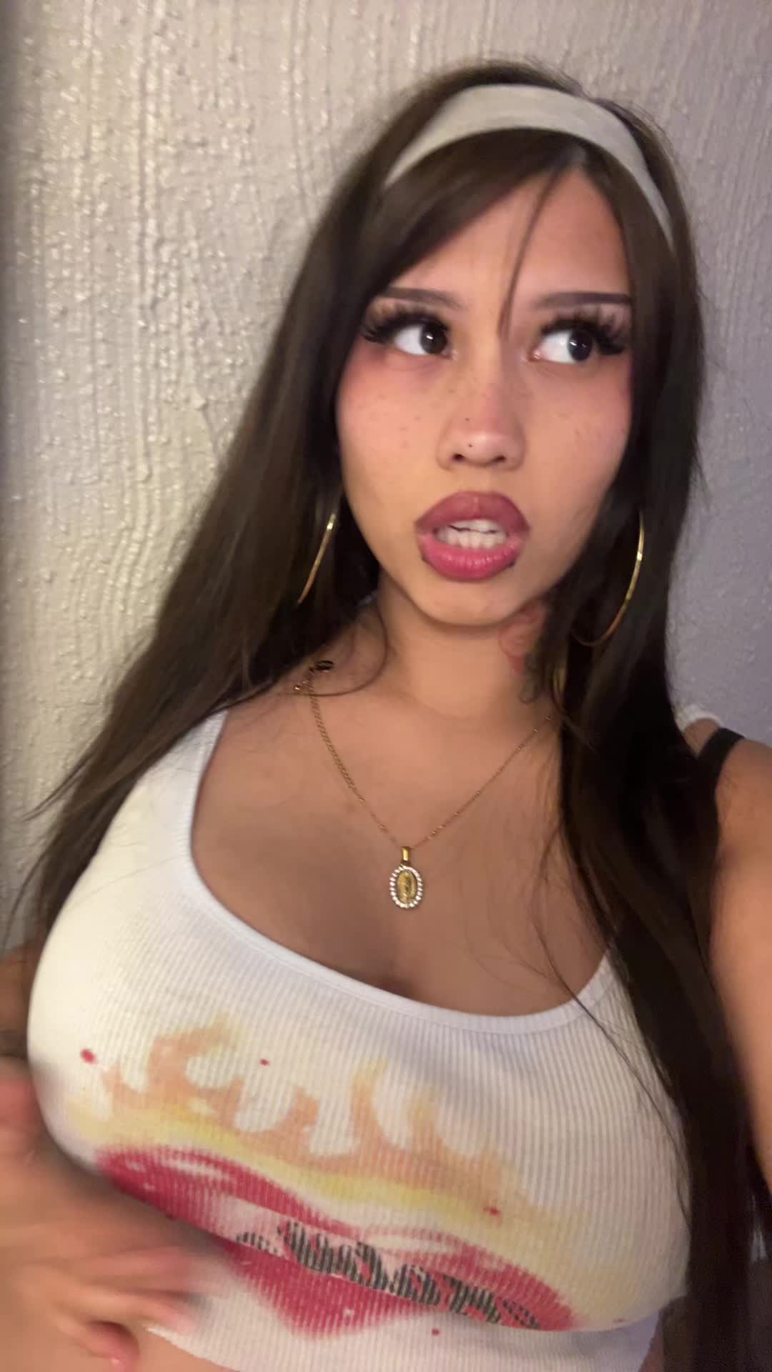 @Nik🍒