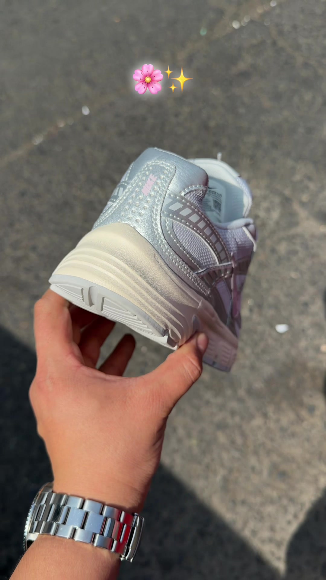 @TONYSNEAKERS