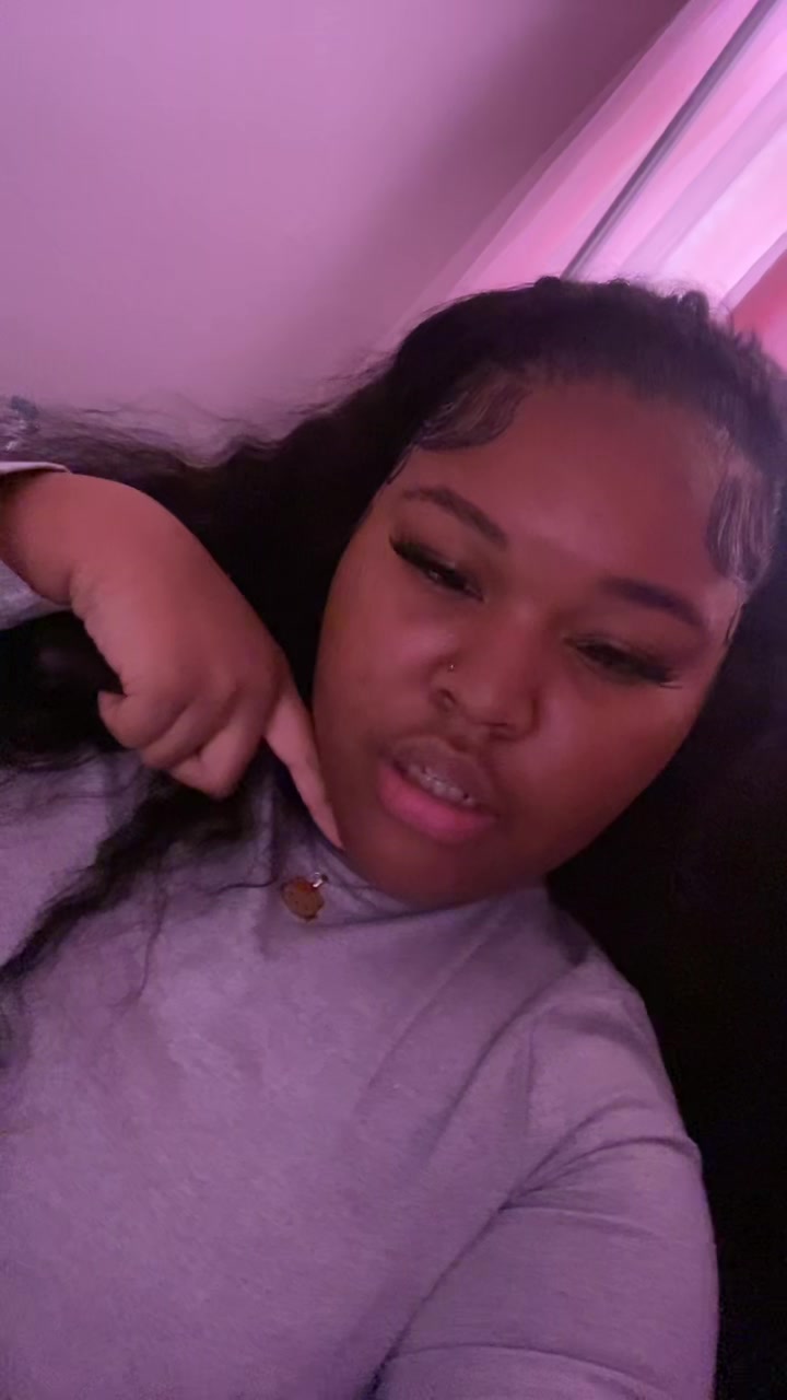 @👩🏽❤️💋👩🏾