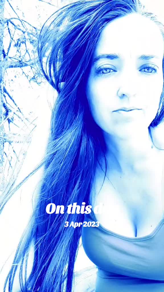 @RealisticAnnie