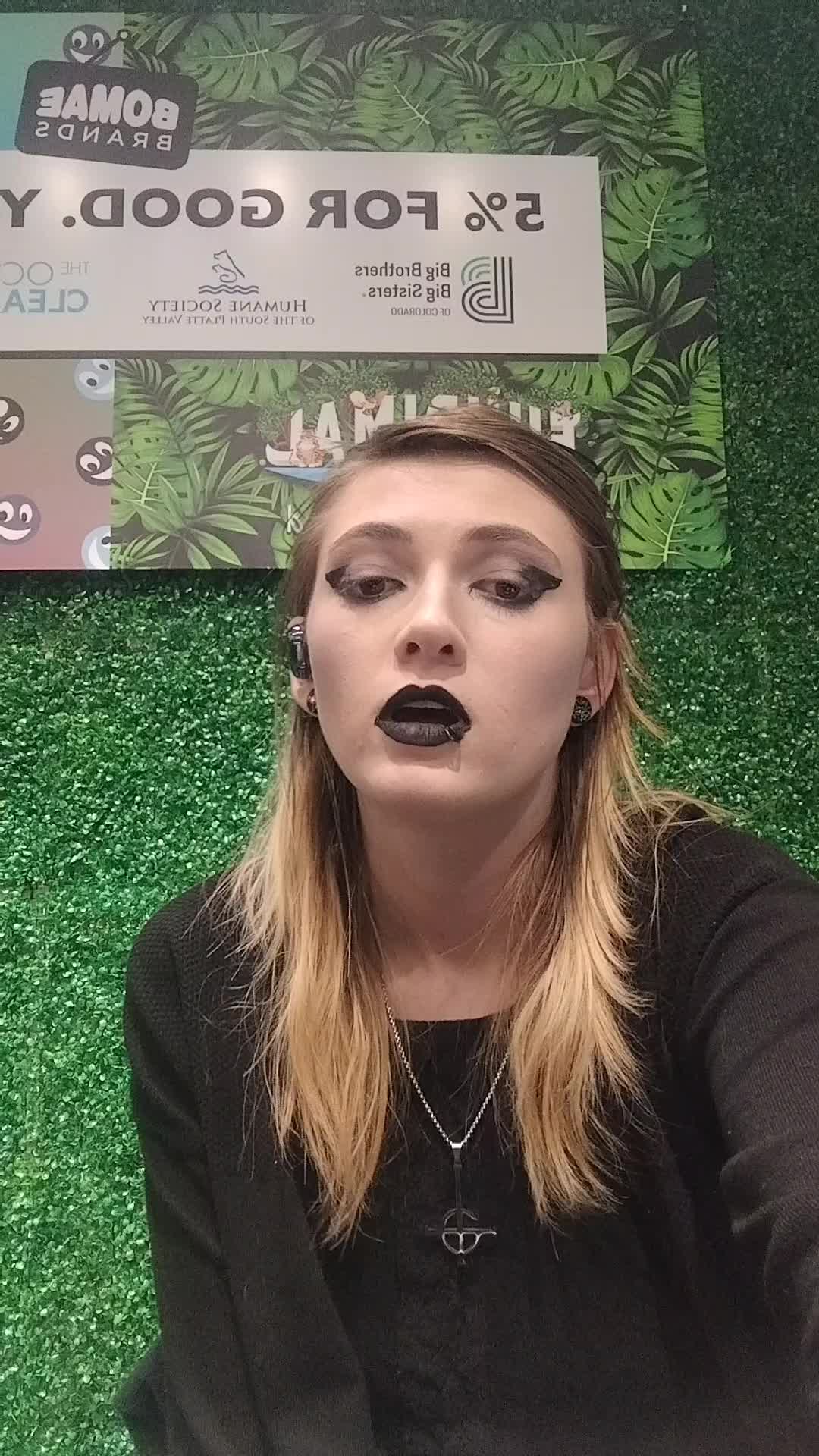 @Goth Mortician