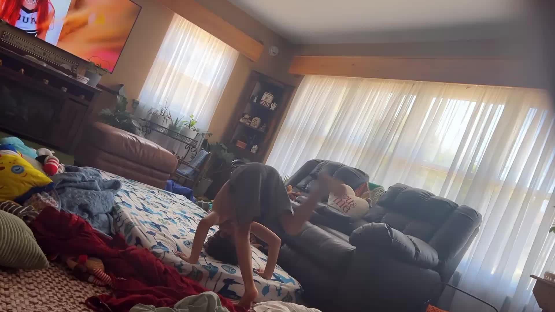 @TiffanyLazos