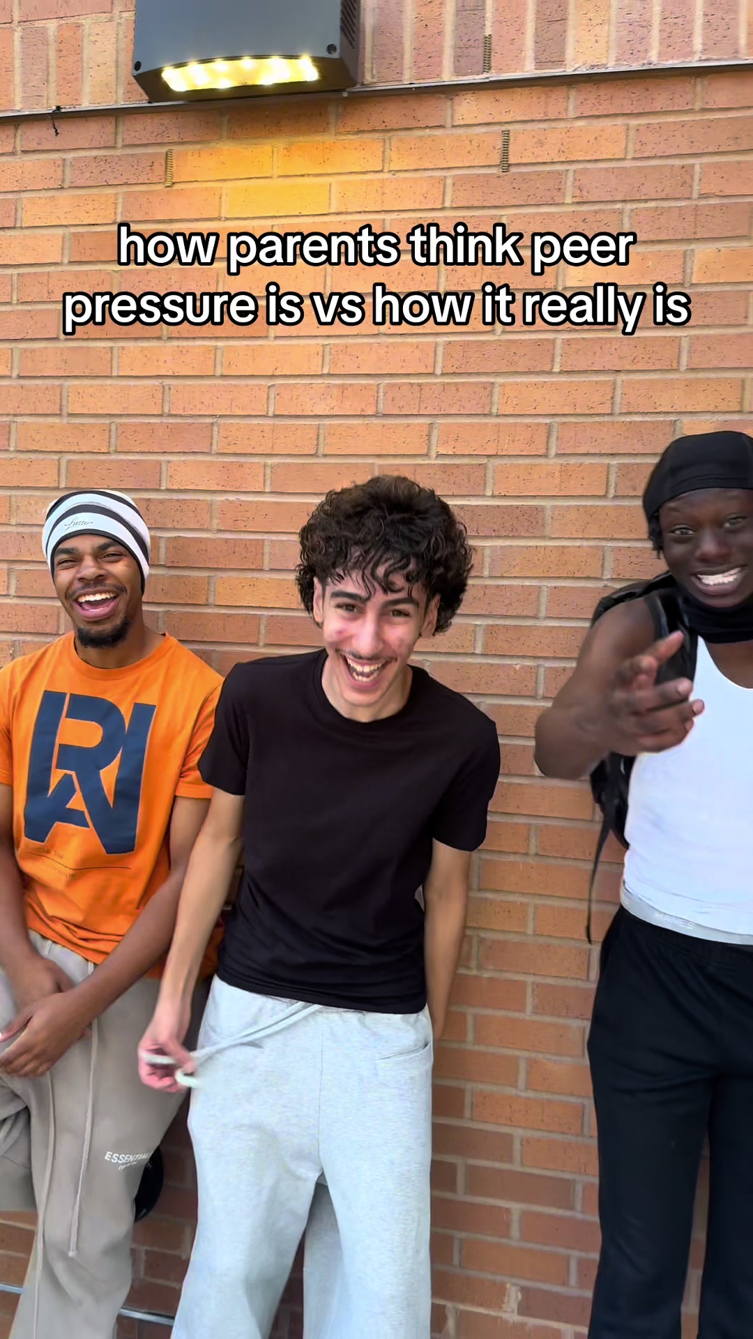 @backwithali