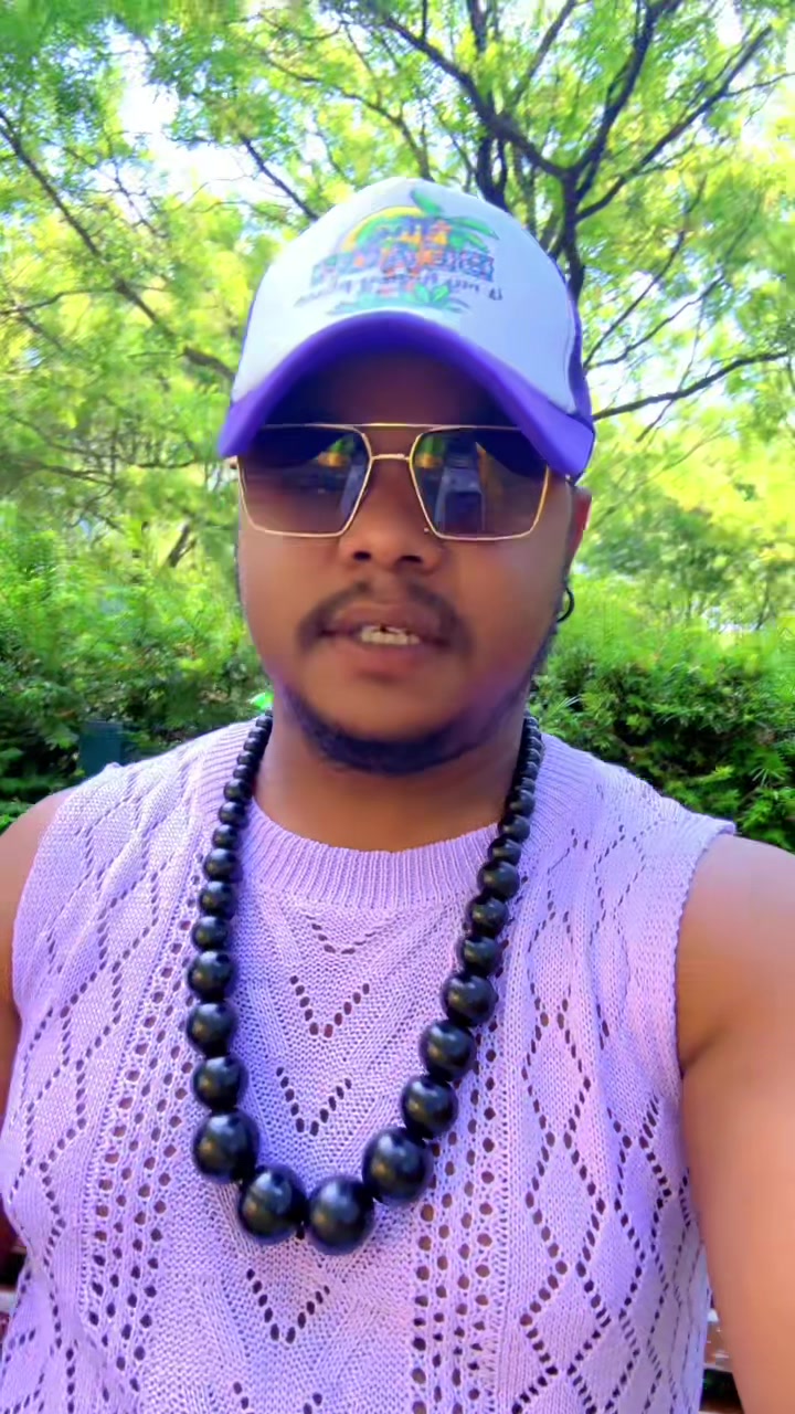 @𝓜𝓡. 𝓡𝓔𝓨  𓋹👑 𓋹 𓍑 𓋴