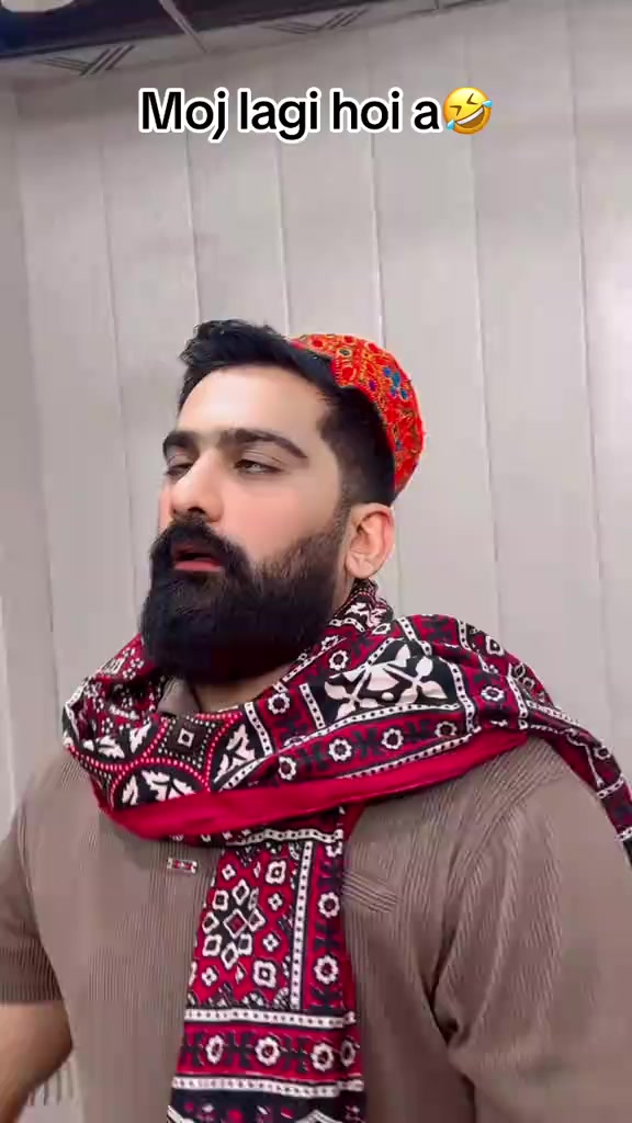 @Husnii_bawa1991