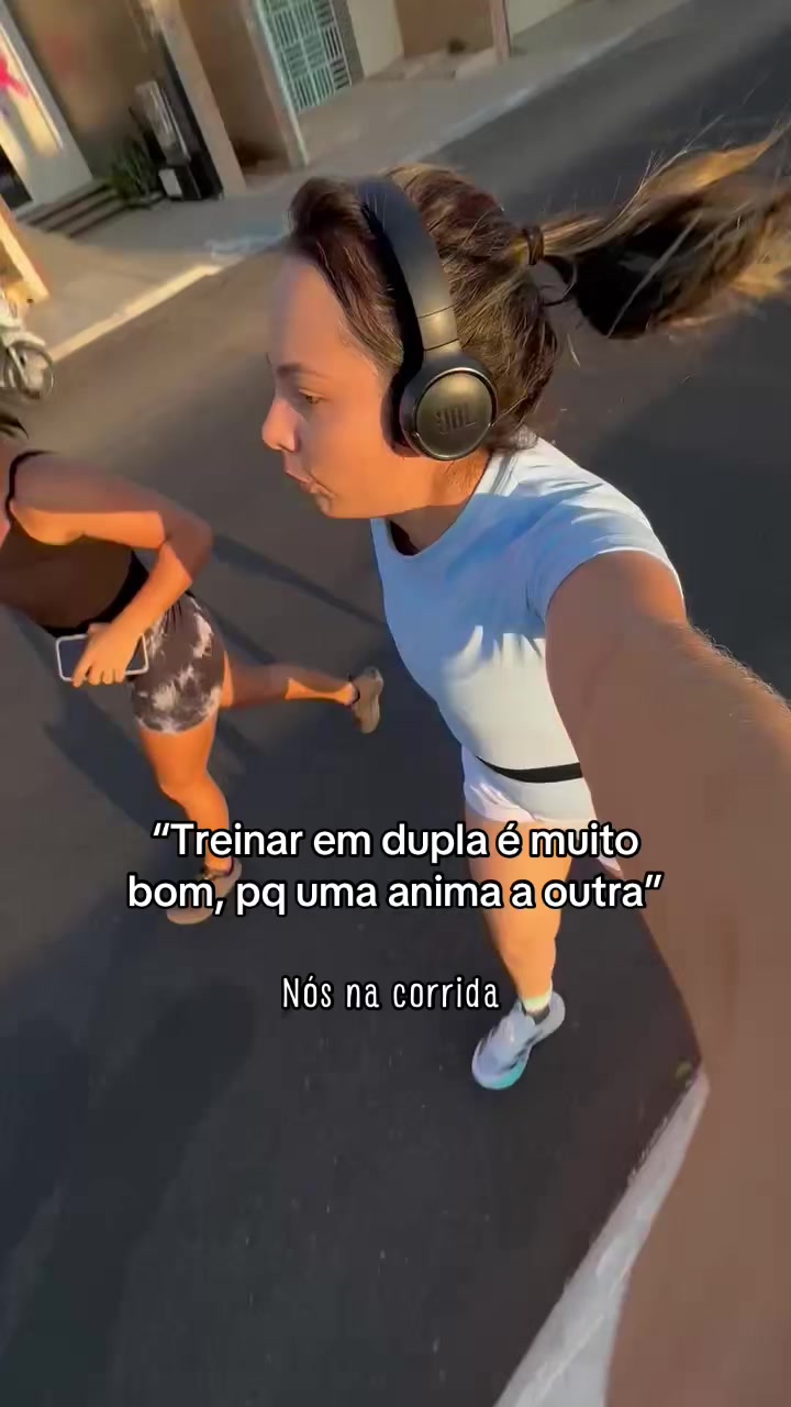 @Lara Denise