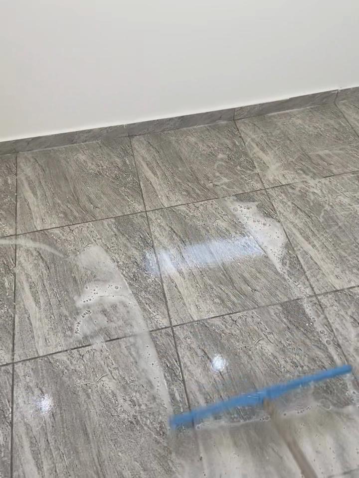 @ben.lhix.wissem