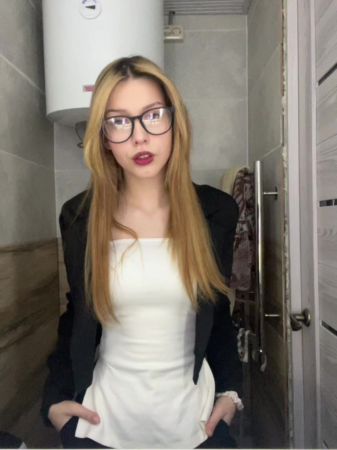 @Тгк:викусяя^^