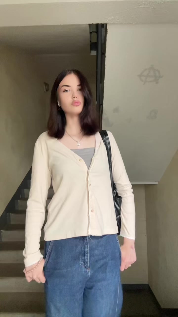 @алисия