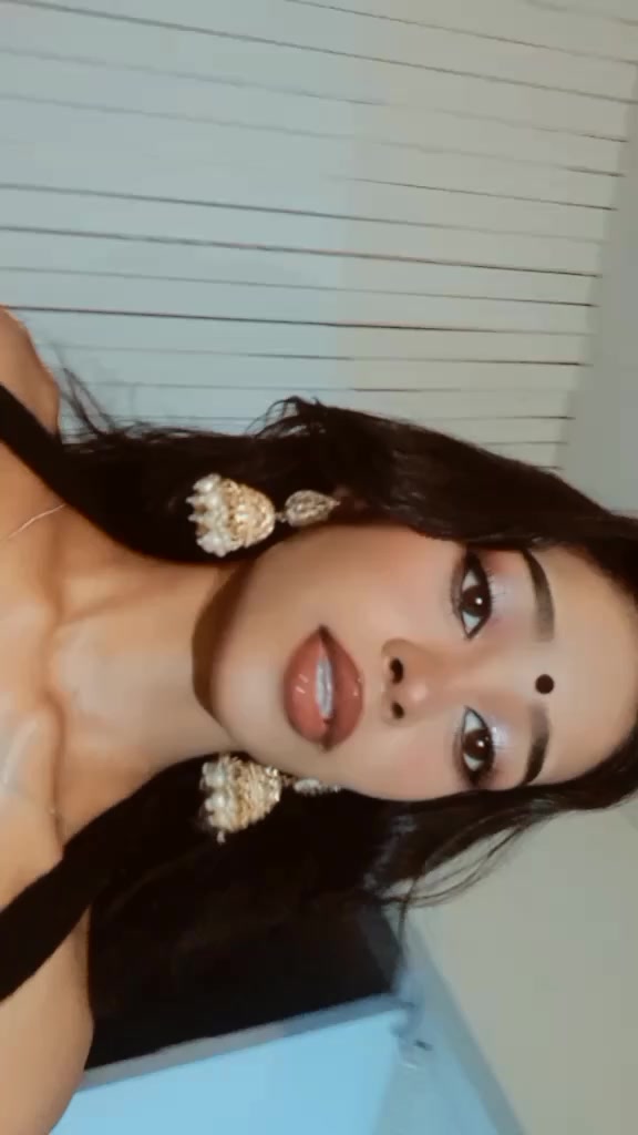 @nesha.28👄