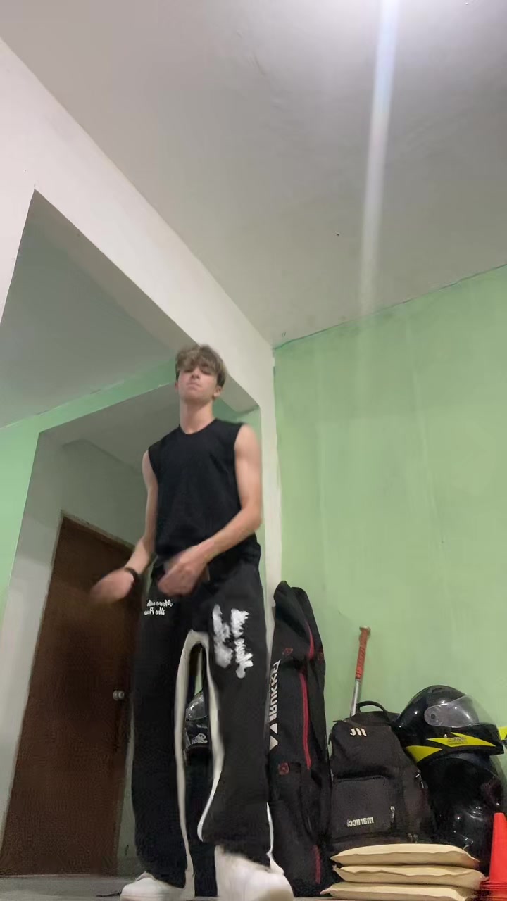@jeanssups1