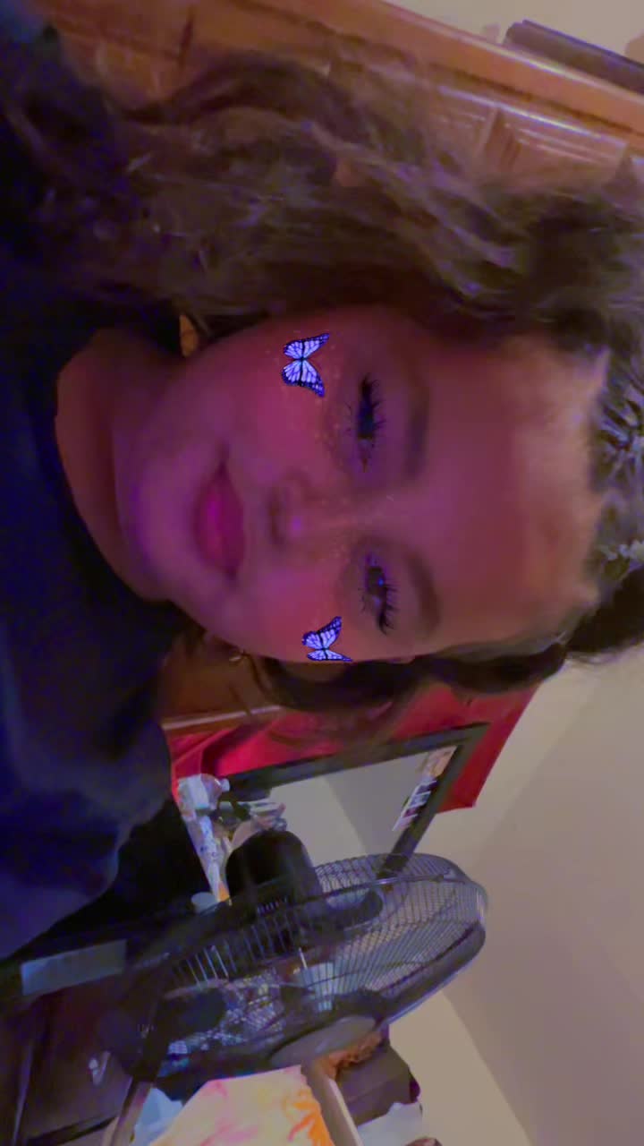 @Bella Diaz