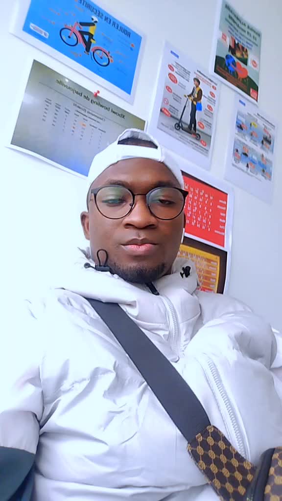 @Diabybeni9✅🇬🇳🇲🇫