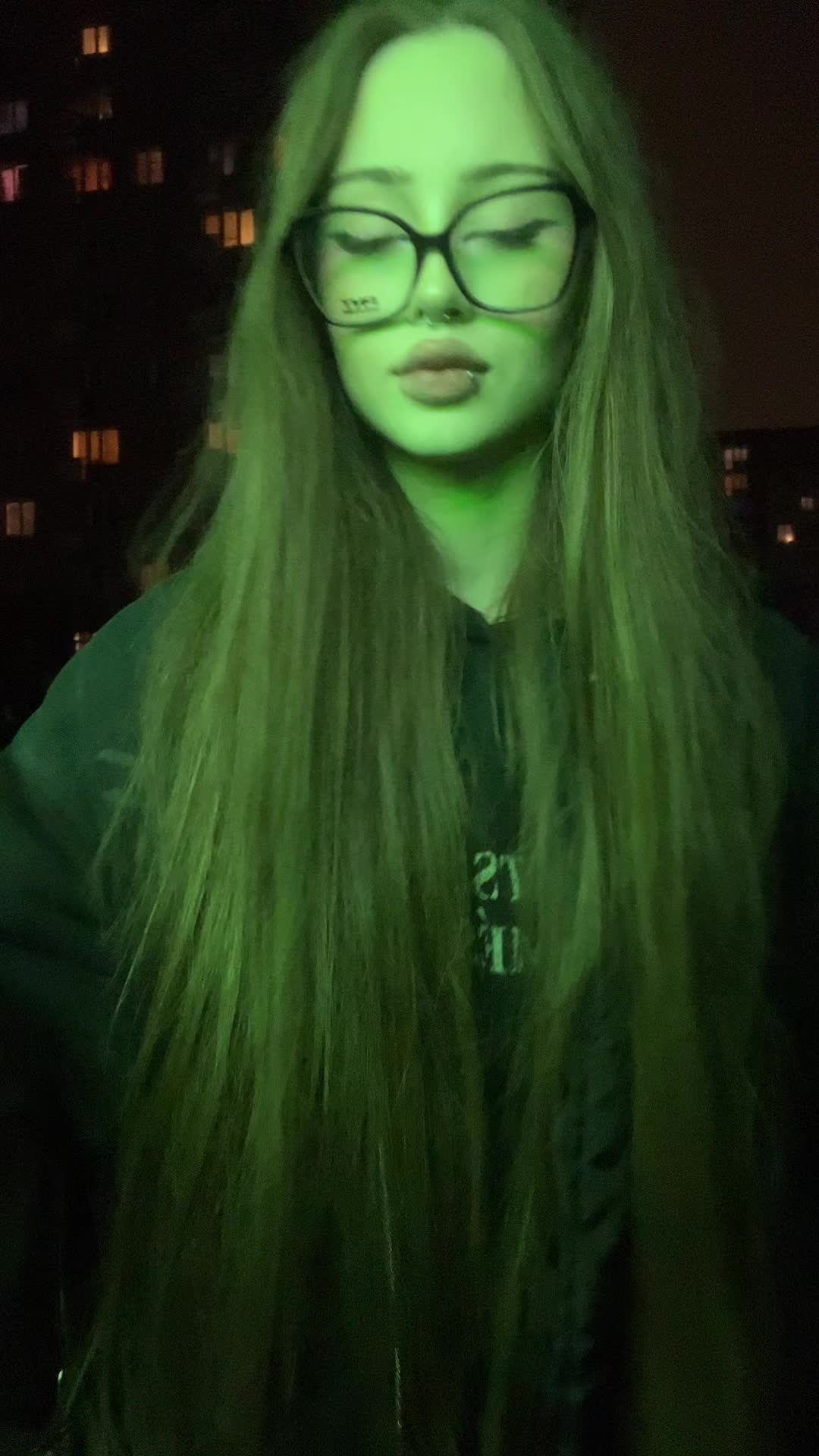 @m11lovv33