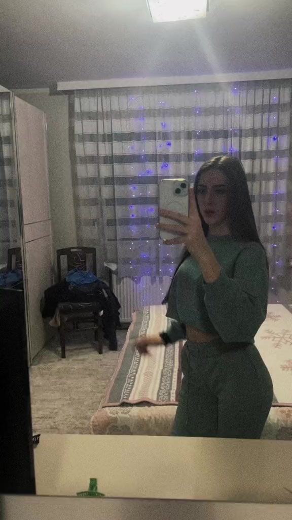 @lanaa