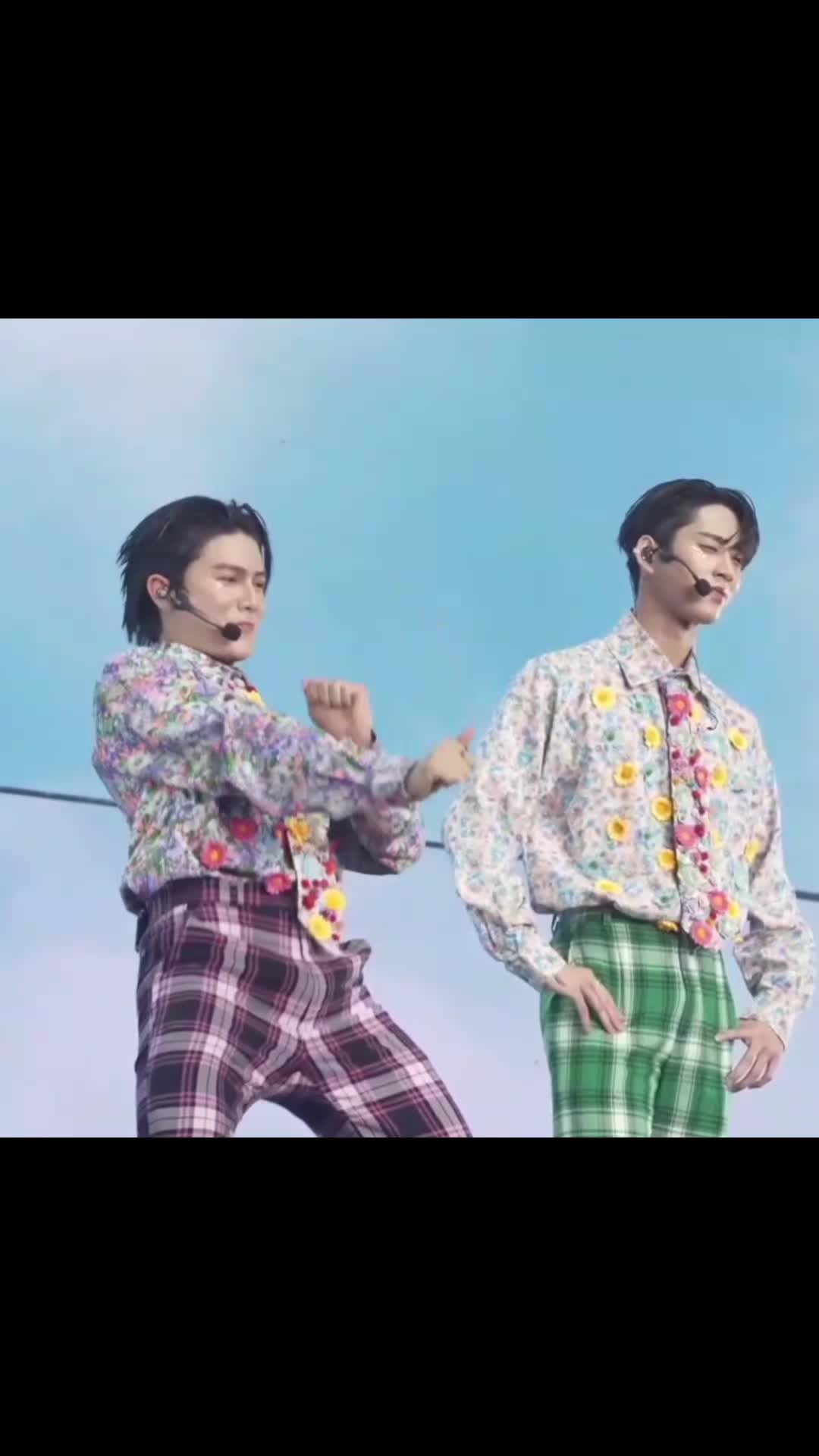 @๐๐ต๐๐โก